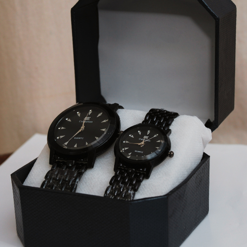 Premium His & Her Black Couple Wrist Watch