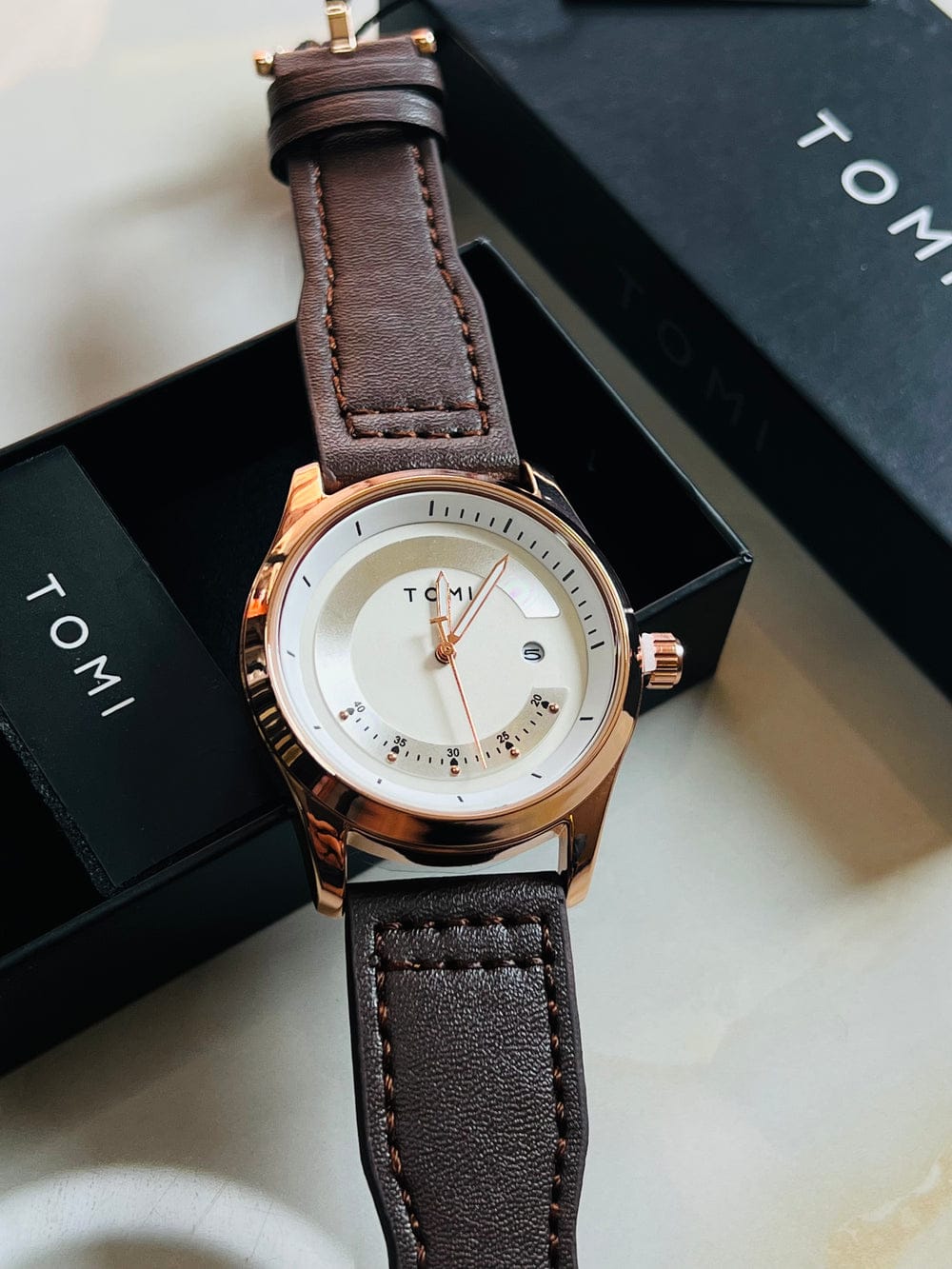 Tomi T-099 Business Luxury Watch For Men